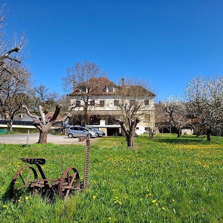 Hotel Du Pont Et Restaurant A Grolejac Экстерьер фото